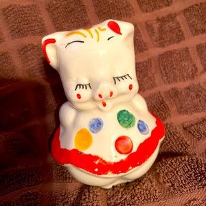Vintage Shawnee polka dot piggy bank! 1940’s